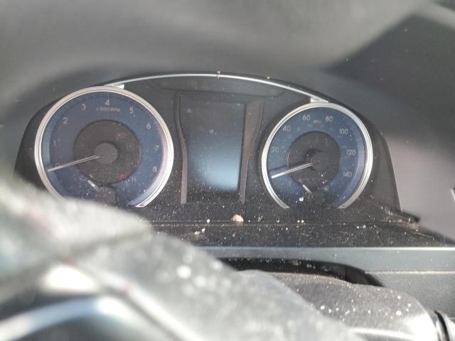 4T1BF1FK3GU555027 - 2016 TOYOTA CAMRY LE WHITE photo 9