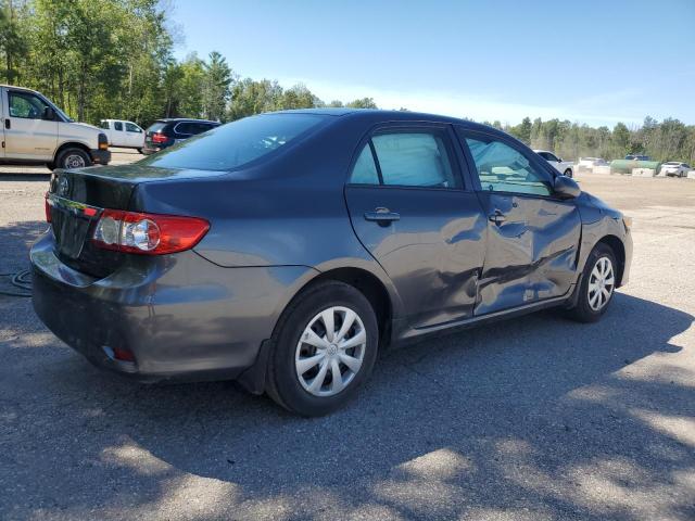 2T1BU4EE4DC073263 - 2013 TOYOTA COROLLA BASE Grau Foto 3