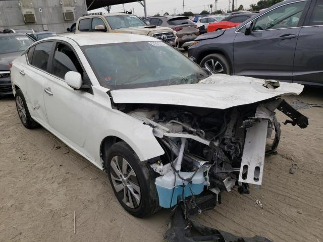 1N4BL4BV0KC255190 - 2019 NISSAN ALTIMA S WHITE photo 1