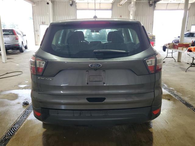 1FMCU0F78HUA10197 - 2017 FORD ESCAPE S ნაცრისფერი ფოტო 6