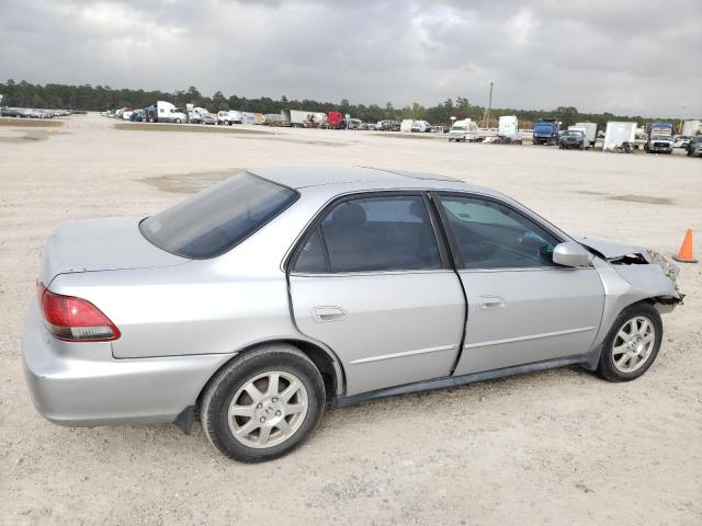 1HGCG56712A058871 - 2002 HONDA ACCORD SE SILVER photo 3