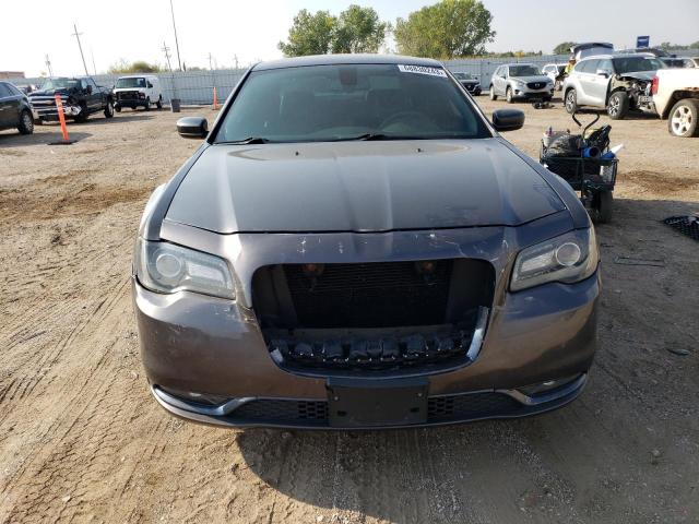 2C3CCAGG8JH202017 - 2018 CHRYSLER 300 S GRAY photo 5