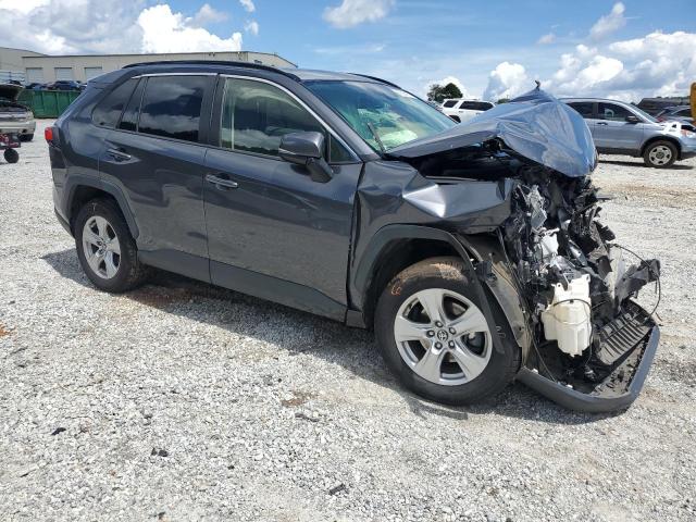 JTMP1RFV2MD075879 - 2021 TOYOTA RAV4 XLE GRAY photo 4