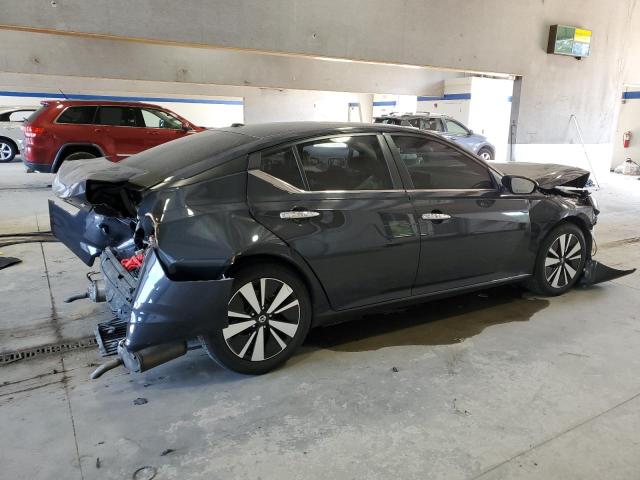 1N4BL4DV0MN312833 - 2021 NISSAN ALTIMA SV CHARCOAL photo 3