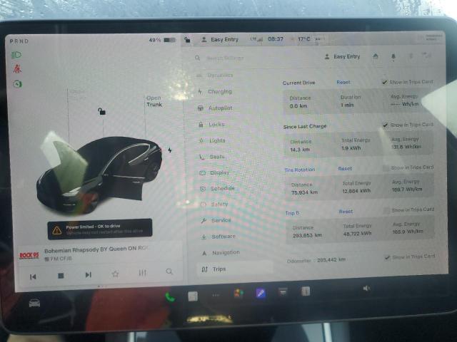 5YJ3E1EA0JF028647 - 2018 TESLA MODEL 3 Schwarz Foto 9