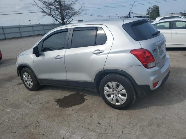 KL7CJKSB4HB257325 - 2017 CHEVROLET TRAX LS SILVER photo 2