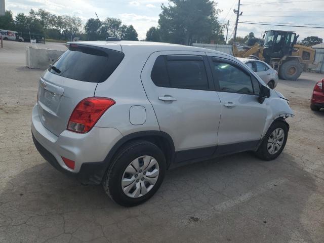 KL7CJKSB4HB257325 - 2017 CHEVROLET TRAX LS SILVER photo 3