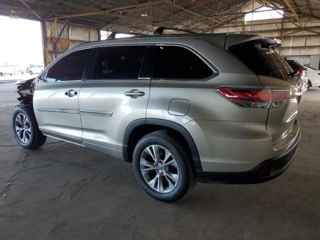 5TDKKRFH5FS119821 - 2015 TOYOTA HIGHLANDER XLE CREAM photo 2
