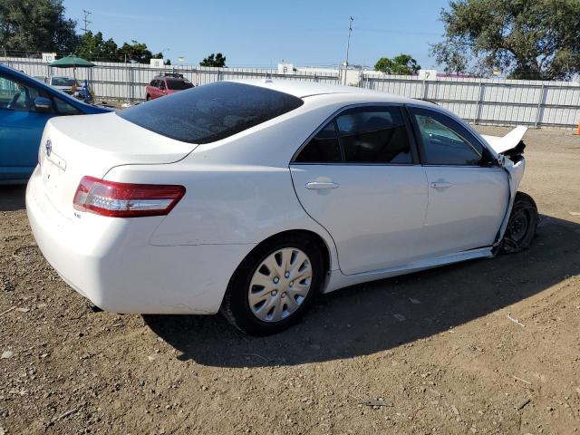 4T1BF3EK9AU508962 - 2010 TOYOTA CAMRY BASE WHITE photo 3