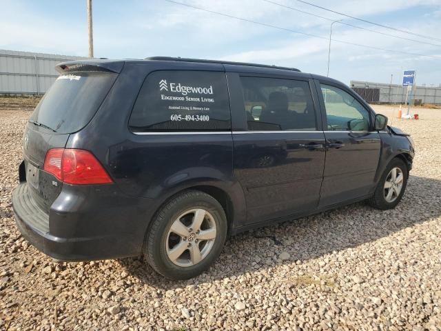 2V4RW3DG2BR642457 - 2011 VOLKSWAGEN ROUTAN SE Синій фото 3