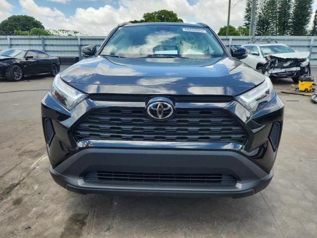 2T3W1RFV8SC329124 - 2025 TOYOTA RAV4 XLE BLACK photo 5