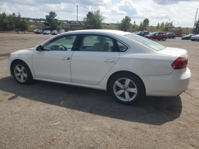 1VWBP7A33DC041066 - 2013 VOLKSWAGEN PASSAT SE Biały zdjęcie 2