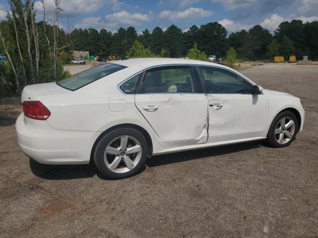 1VWBP7A33DC041066 - 2013 VOLKSWAGEN PASSAT SE Biały zdjęcie 3