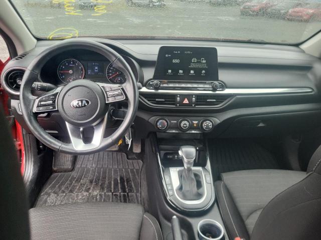 3KPF54ADXLE161133 - 2020 KIA FORTE EX RED photo 8