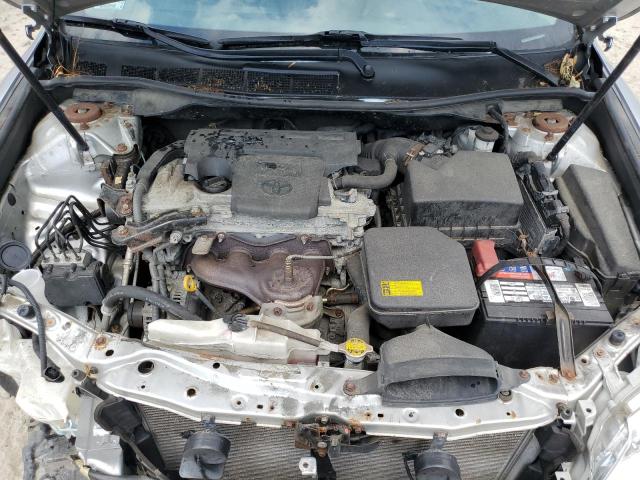 4T4BF1FK8CR218644 - 2012 TOYOTA CAMRY BASE SILVER photo 11