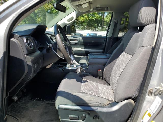 5TFUW5F14FX488916 - 2015 TOYOTA TUNDRA DOUBLE CAB SR/SR5 SILVER photo 7