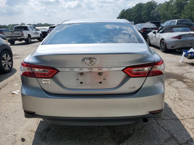 4T1B11HK1JU153560 - 2018 TOYOTA CAMRY L SILVER photo 6