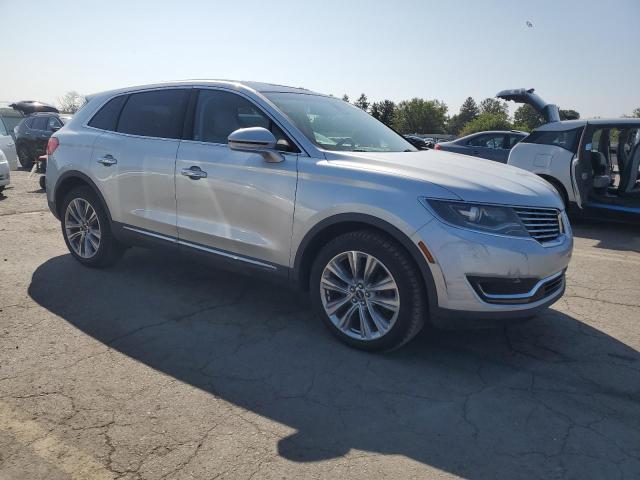 2LMTJ8LP3GBL60468 - 2016 LINCOLN MKX RESERVE SILVER photo 4