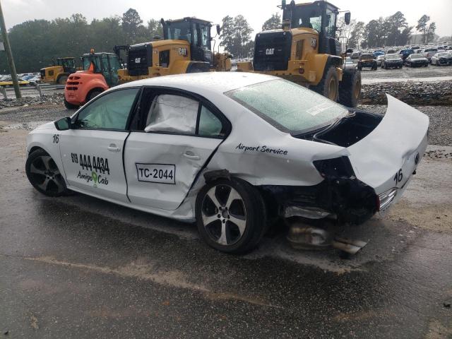 3VW2K7AJ1EM432648 - 2014 VOLKSWAGEN JETTA BASE WHITE photo 2