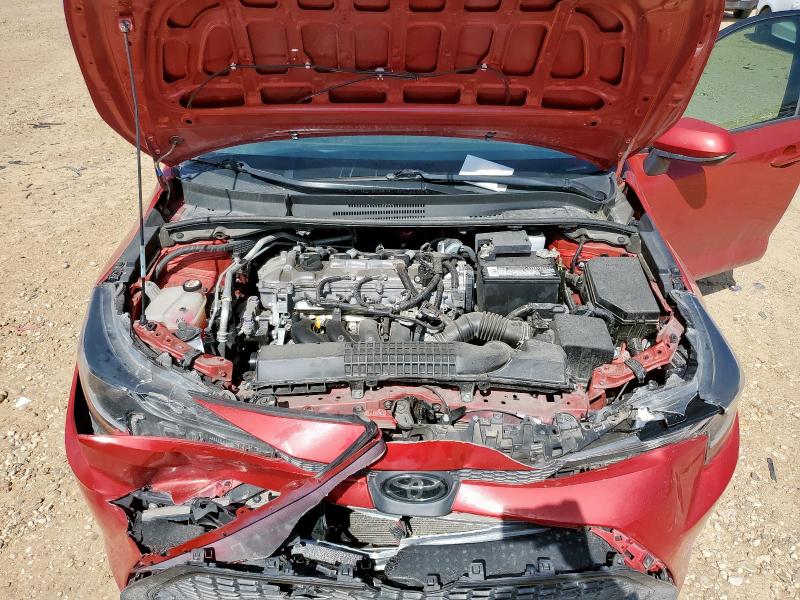 5YFEPMAEXMP149336 - 2021 TOYOTA COROLLA LE RED photo 11
