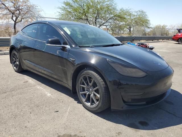 5YJ3E1EA1JF172644 - 2018 TESLA MODEL 3 Qara foto 4