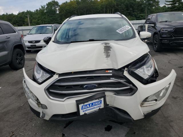 MAJ6P1UL9JC184795 - 2018 FORD ECOSPORT SE Белый фото 5