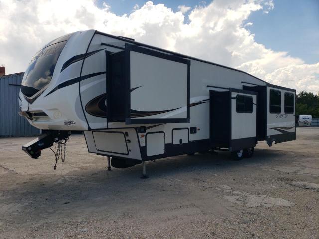 4YDF35725M1532976 - 2021 KEYSTONE TRAILER WHITE photo 2