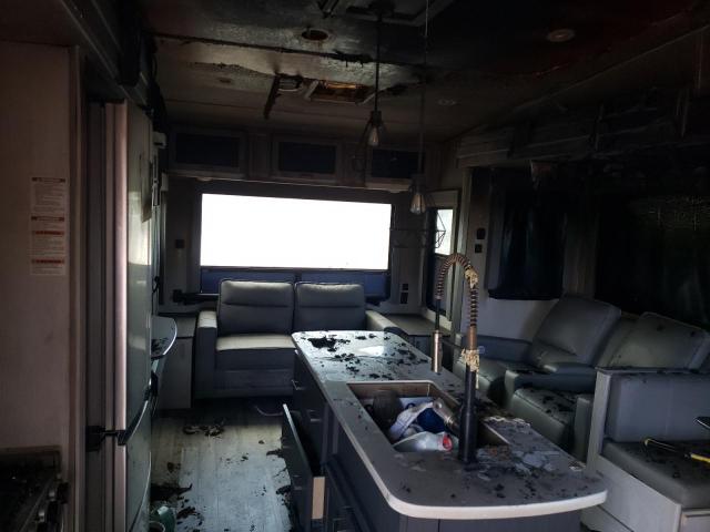 4YDF35725M1532976 - 2021 KEYSTONE TRAILER WHITE photo 6