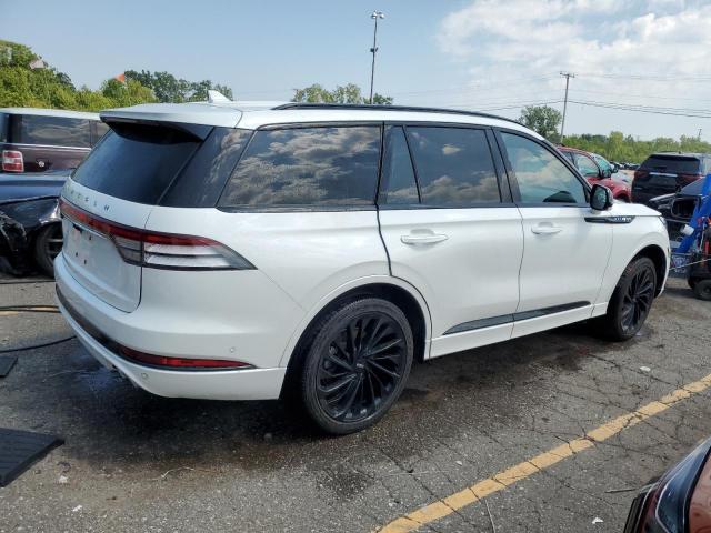 5LM5J7XC8PGL11391 - 2023 LINCOLN AVIATOR RESERVE თეთრი ფოტო 3