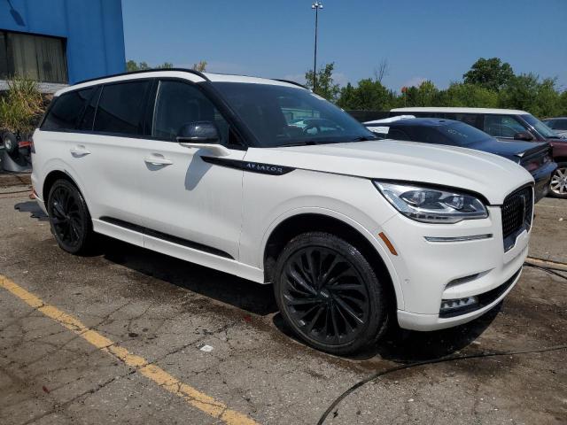 5LM5J7XC8PGL11391 - 2023 LINCOLN AVIATOR RESERVE თეთრი ფოტო 4