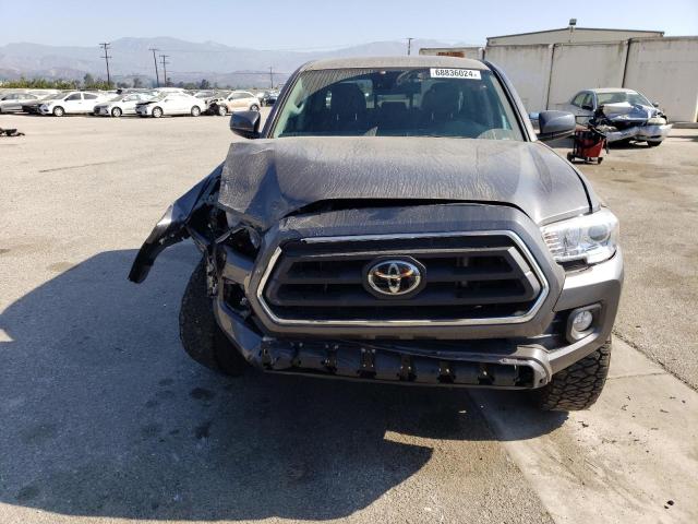 3TYAX5GN5NT060203 - 2022 TOYOTA TACOMA DOUBLE CAB GRAY photo 5