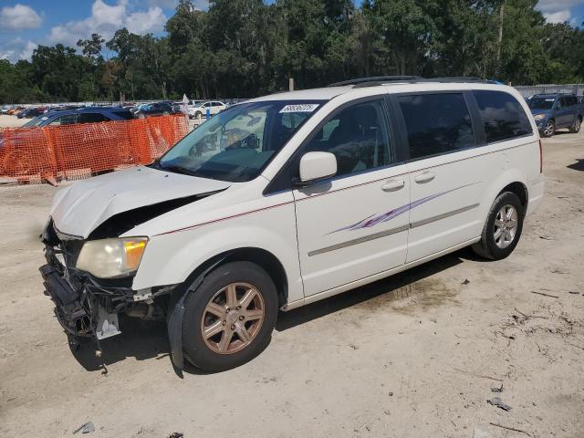 2010 CHRYSLER TOWN & COUNTRY TOURING, 