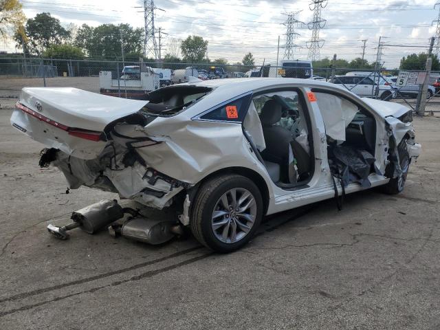 4T1AZ1FB5NU083140 - 2022 TOYOTA AVALON XLE Белый фото 3