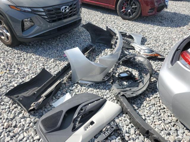 JTDEPMAE3NJ201170 - 2022 TOYOTA COROLLA LE ვერცხლისფერი ფოტო 12