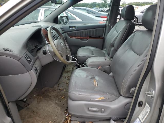 5TDZA22C24S132493 - 2004 TOYT SIENNA XLE SILVER photo 7