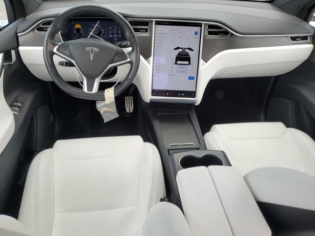 5YJXCBE4XHF077341 - 2017 TESLA MODEL X BLACK photo 8