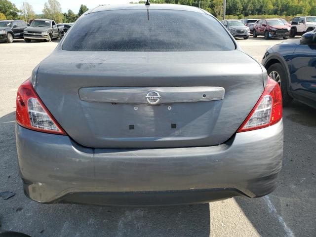 3N1CN7AP3KL879893 - 2019 NISSAN VERSA S GRAY photo 6