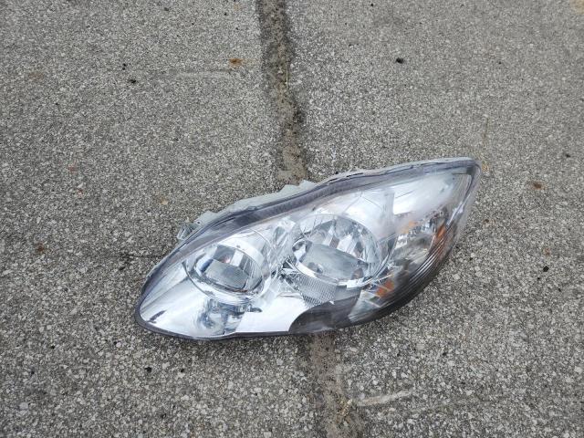 JTDBR32E342026448 - 2004 TOYOTA COROLLA CE WHITE photo 12