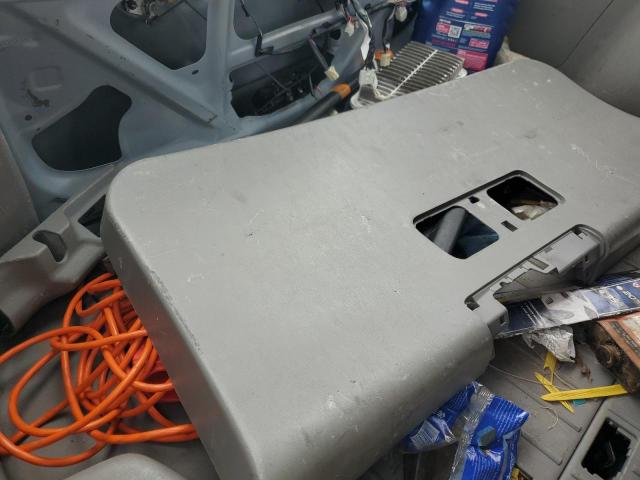 2T1KR32E16C597036 - 2006 TOYOTA COROLLA MA XR SILVER photo 12