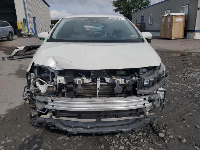 JTDKARFP1H3015339 - 2017 TOYOTA PRIUS PRIM WHITE photo 5