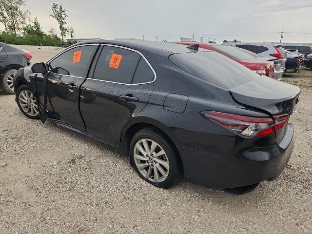 4T1C11BK6NU069060 - 2022 TOYOTA CAMRY LE BLACK photo 2