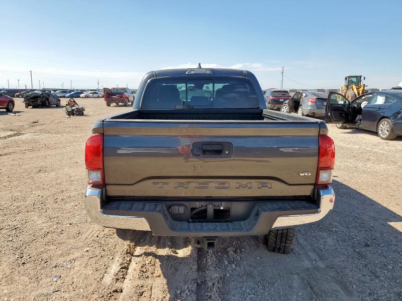 3TMAZ5CNXJM073874 - 2018 TOYOTA TACOMA DOUBLE CAB CHARCOAL photo 6