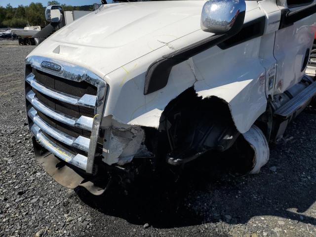 3AKJHTDV1PSNW8641 - 2023 FREIGHTLINER CASCADIA 1 Blanc photo 9