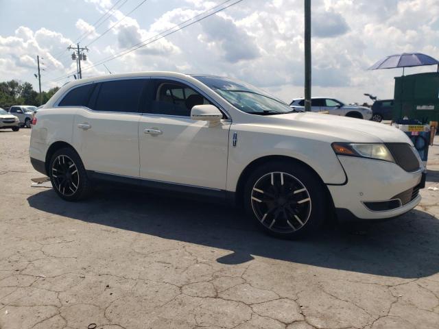 2LMHJ5ATXDBL53727 - 2013 LINCOLN MKT Weiß Foto 4