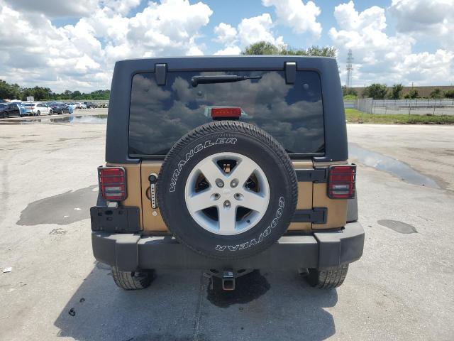 1C4BJWDG2FL665912 - 2015 JEEP WRANGLER U SPORT GOLD photo 6