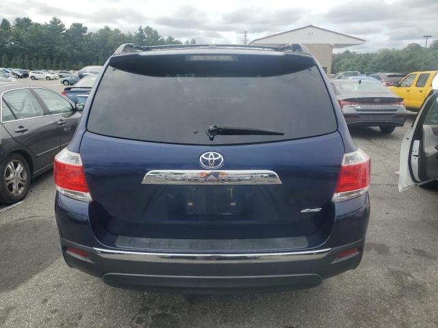 5TDBK3EH8BS043164 - 2011 TOYOTA HIGHLANDER BASE Blau Foto 6