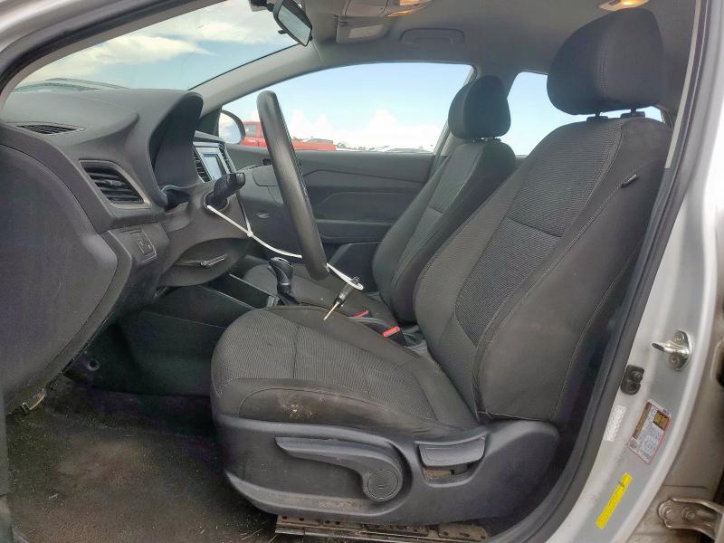 3KPC24A62LE110321 - 2020 HYUNDAI ACCENT SE SILVER photo 7