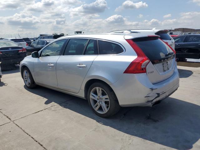 YV140MEB1F1210686 - 2015 VOLVO V60 PREMIER SILVER photo 2