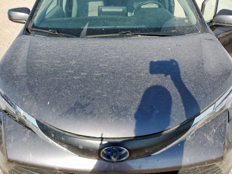 5TDKRKEC5PS154482 - 2023 TOYOTA SIENNA LE 灰色 照片 12