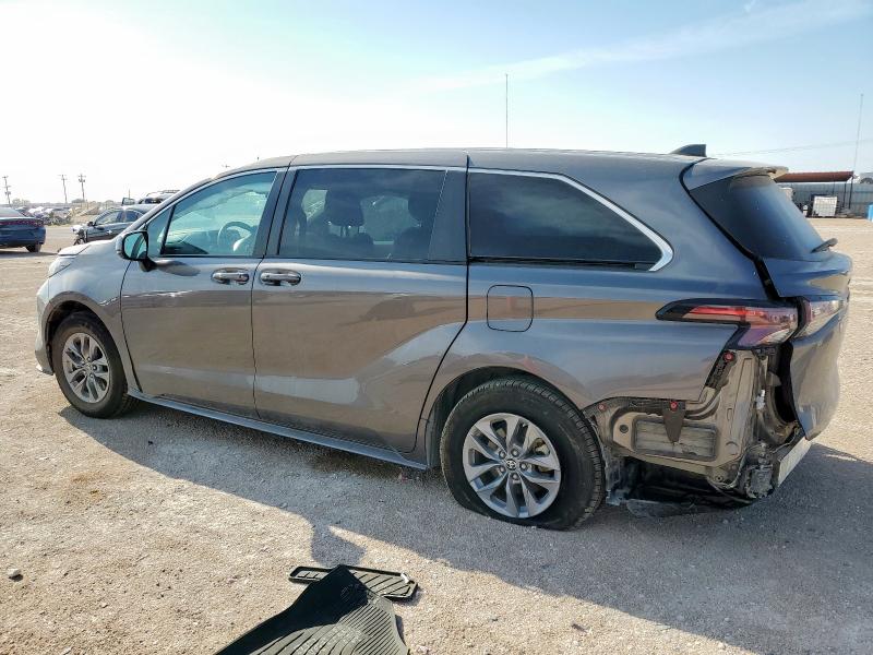 5TDKRKEC5PS154482 - 2023 TOYOTA SIENNA LE 灰色 照片 2